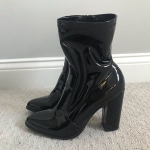 Wet leather imition high heels